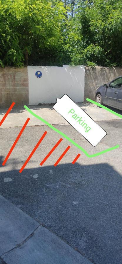 Logement Entier A 15 Mn D'Avignon, 10Mn D'Orange Deux Chambres Roquemaure  Exterior photo